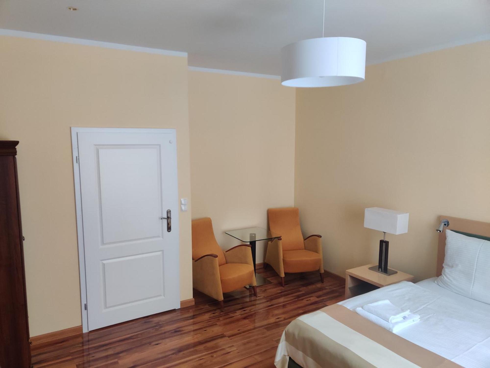 Apartamenty Tessa Jagiellonska Катовице Экстерьер фото