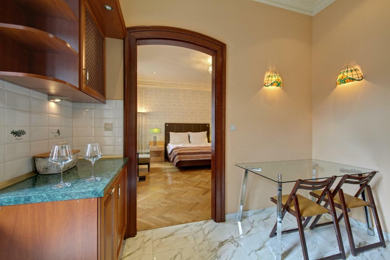 Apartamenty Tessa Jagiellonska Катовице Экстерьер фото